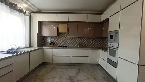 Коттедж, 407 кв.м.