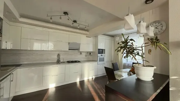 4-к квартира, 94 кв.м.
