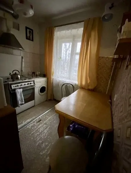 1-к квартира, 30 кв.м., Фабричный р-н (Ленинский), Рабочий пр-кт, 72