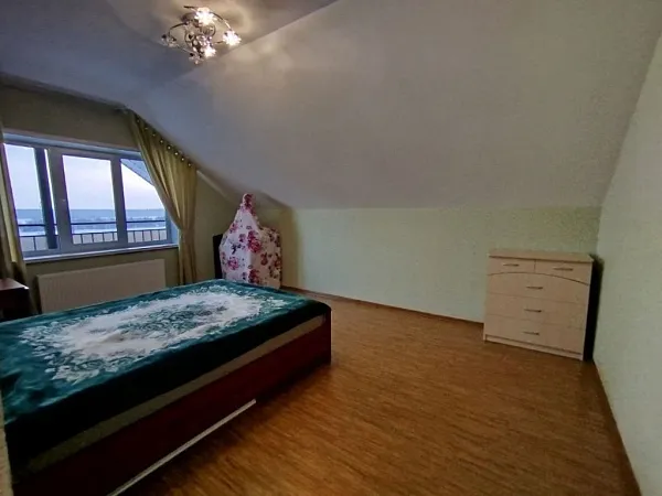 Дом, 281 кв.м.