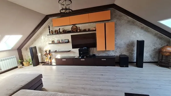 Таунхаус, 180 кв.м.