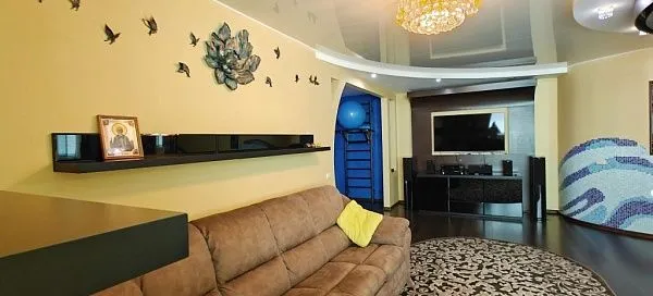 3-к квартира, 120 кв.м.