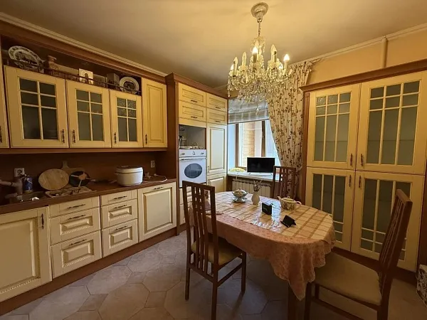 4-к квартира, 150 кв.м.