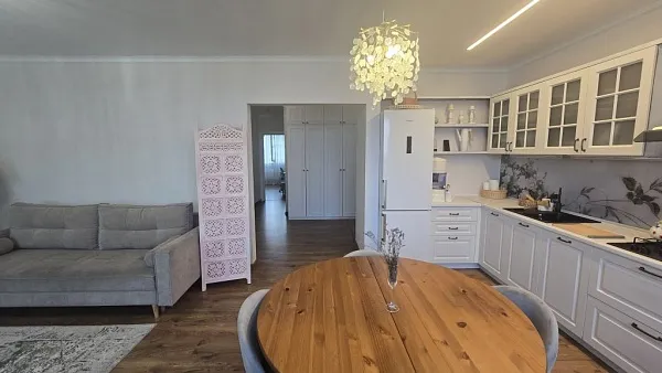 2-к квартира, 65 кв.м.