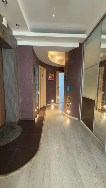 4-к квартира, 94 кв.м.